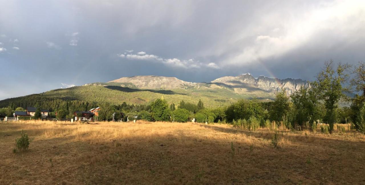 El Bolsón Patagonia - Cabaña Tío Ale Exterior foto
